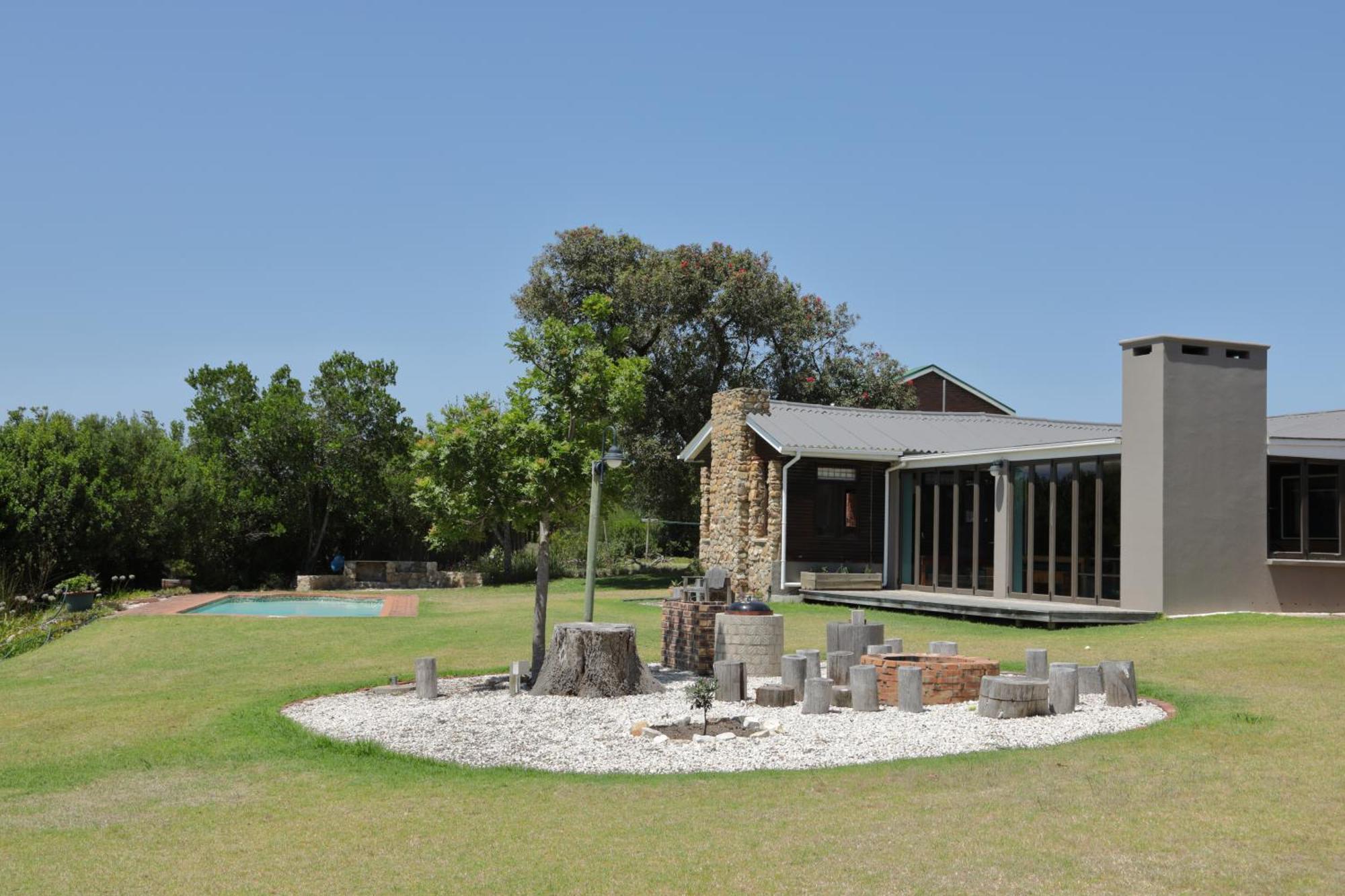Bed and Breakfast Gemstone Farm Plettenberg Bay Esterno foto