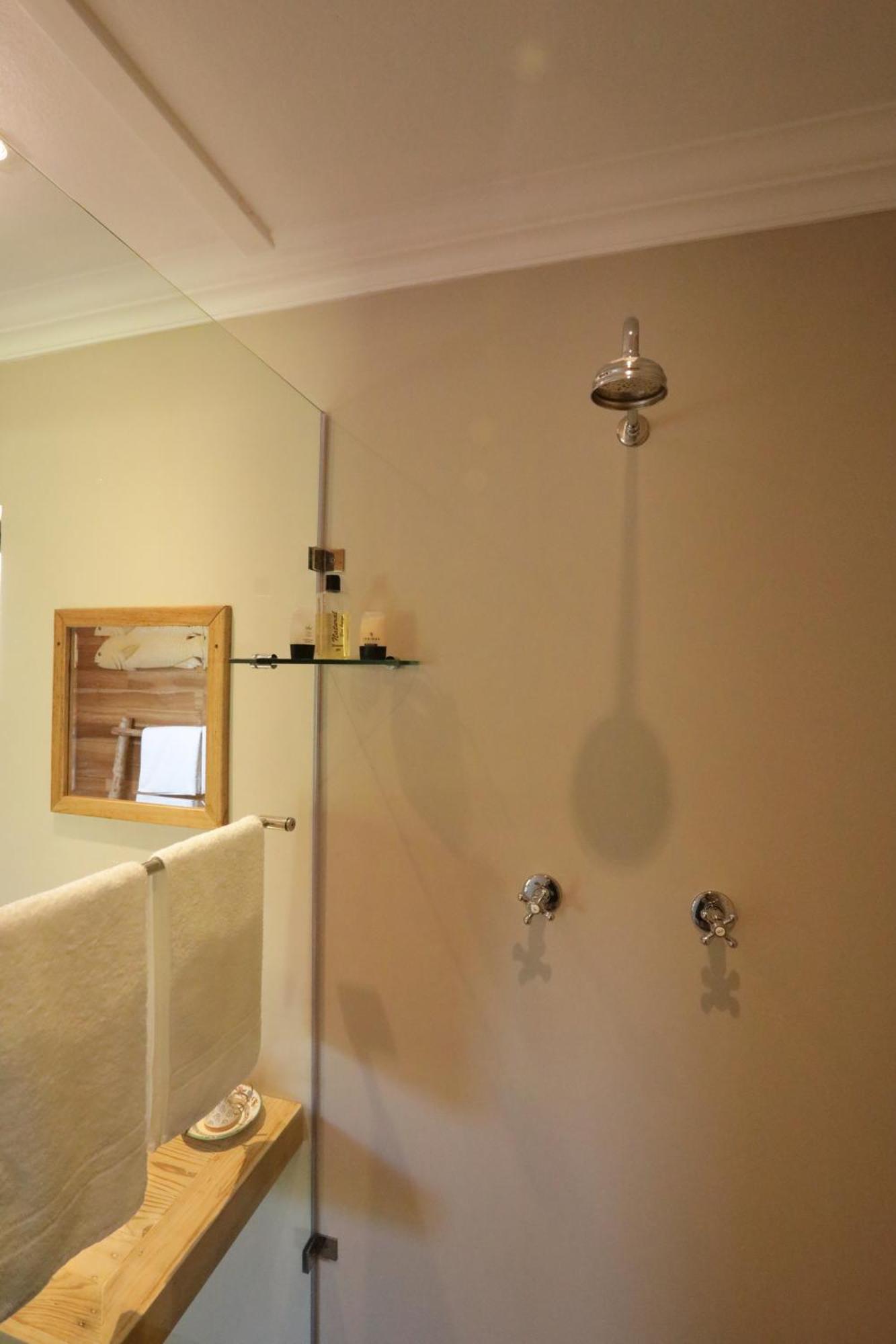 Bed and Breakfast Gemstone Farm Plettenberg Bay Esterno foto