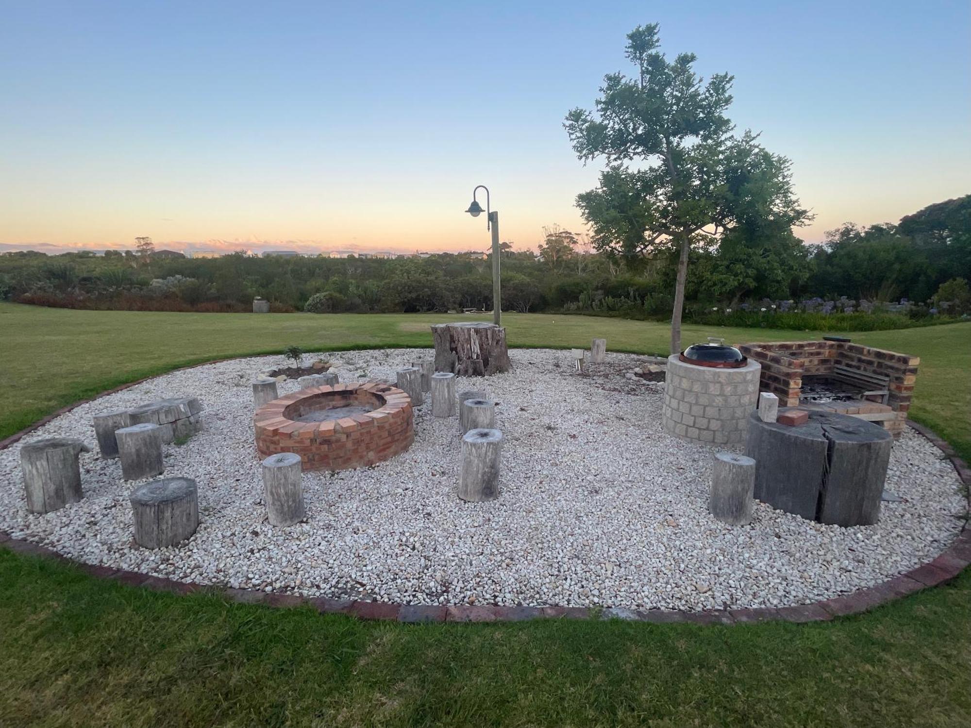 Bed and Breakfast Gemstone Farm Plettenberg Bay Esterno foto